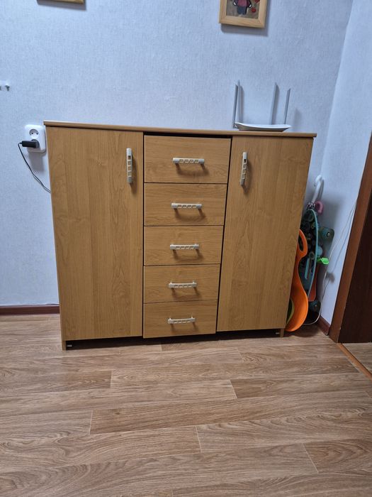 Комод продам  в хорошем состоянии