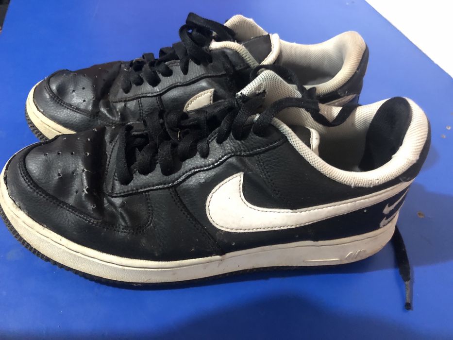 Adidasi bun de purtat  nus purtati deloc sunt comozi adidasi nike