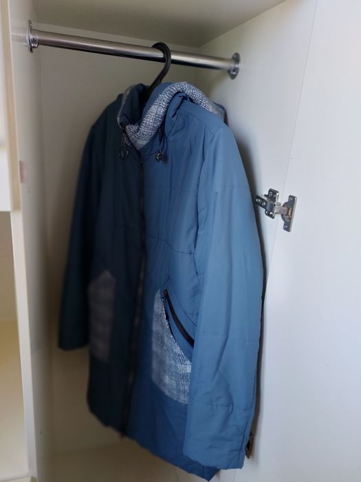 Куртка утеплённые с капюшоном