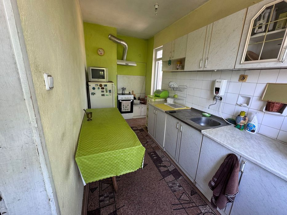 Продава се Етаж от къща в Нови пазар - 122 кв.м за 812 €/кв.м - Снимка #11