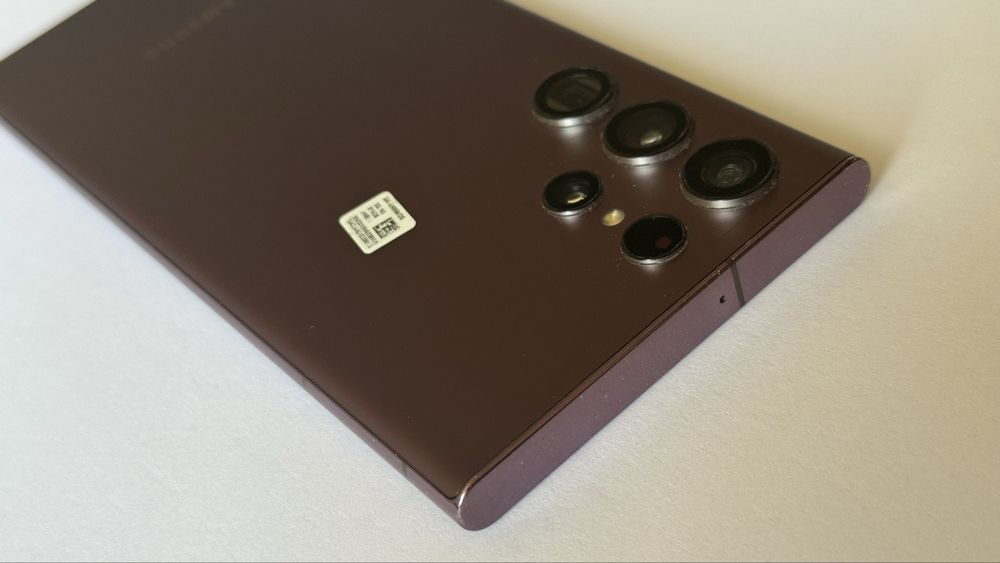 Samsung S22 Ultra  Burgundy