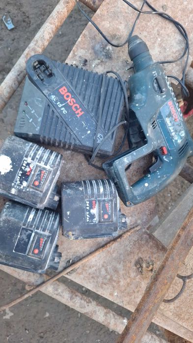 Vind ciocan rotopercutor