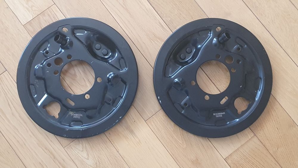 Предпазни тасове/плочи за спирачки Subaru Impreza, Forester