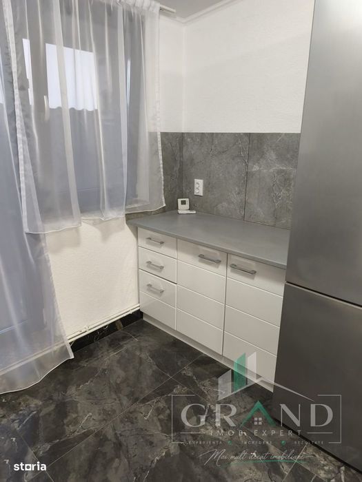 Apartament de inchiriat 2 camere, zona Vivo — fotografia 3