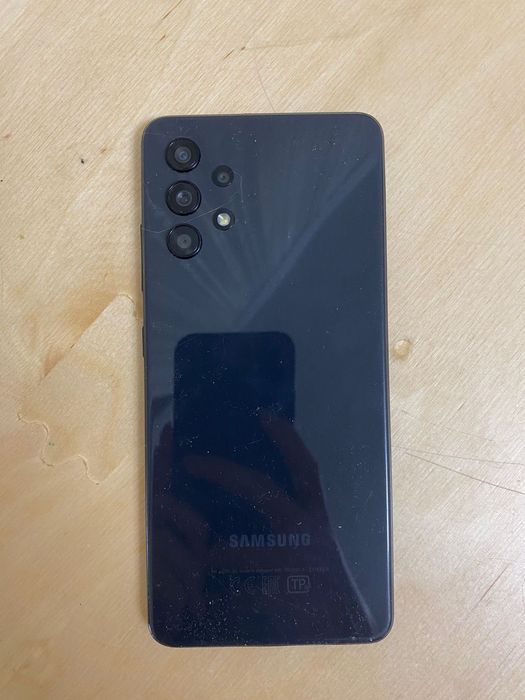 Продам срочно Самсунг А32