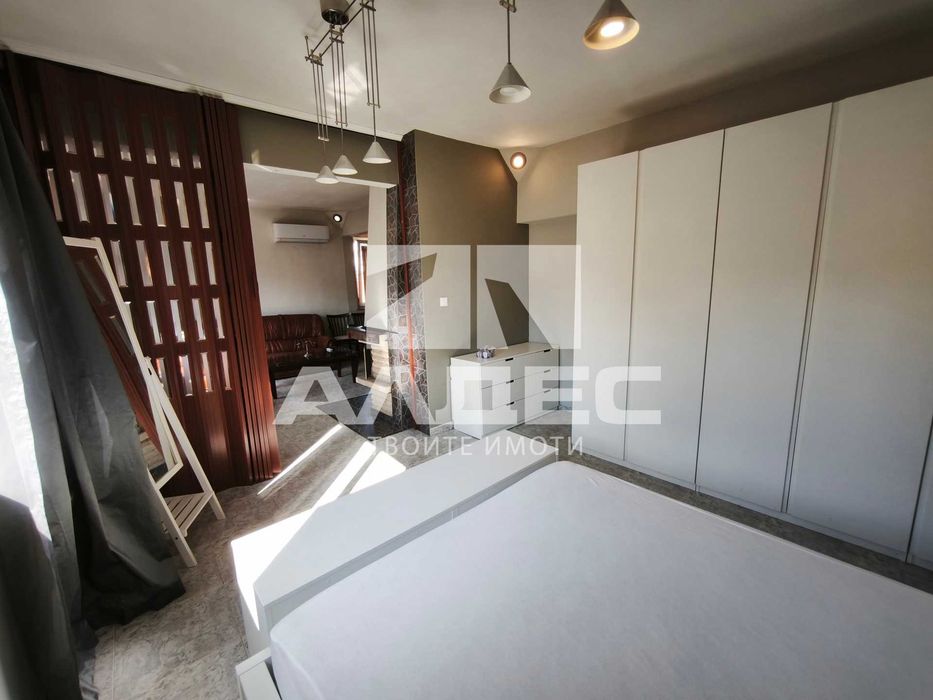 Дава се под наем Двустаен апартамент в София, Център - 84 кв.м за 680 € - Снимка #9