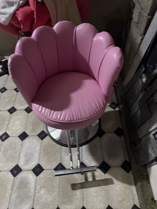 Продается кресло для салона красоты