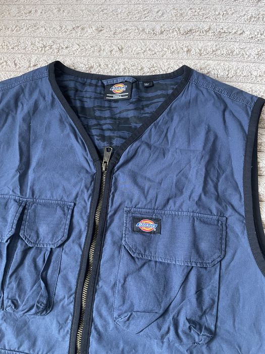 Dickies интересен елек