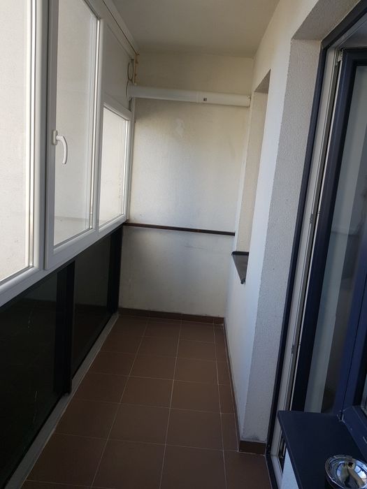 Apartament modern de închiriat