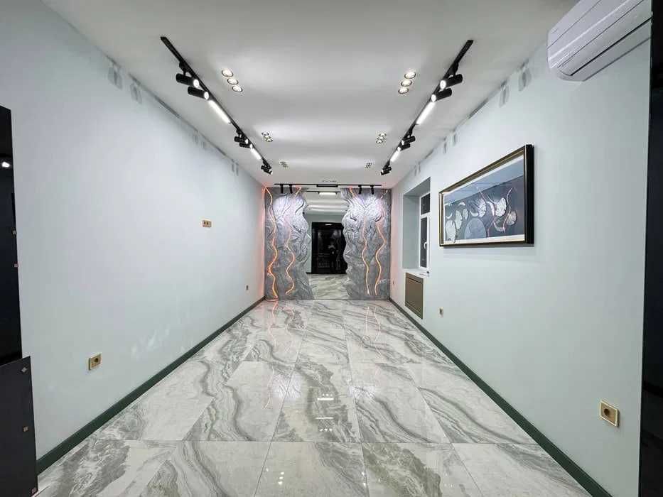 Сдаётся Евро Офис 85м2 в Центре Яккасарой 1 Линия Ор-р Жуманжи