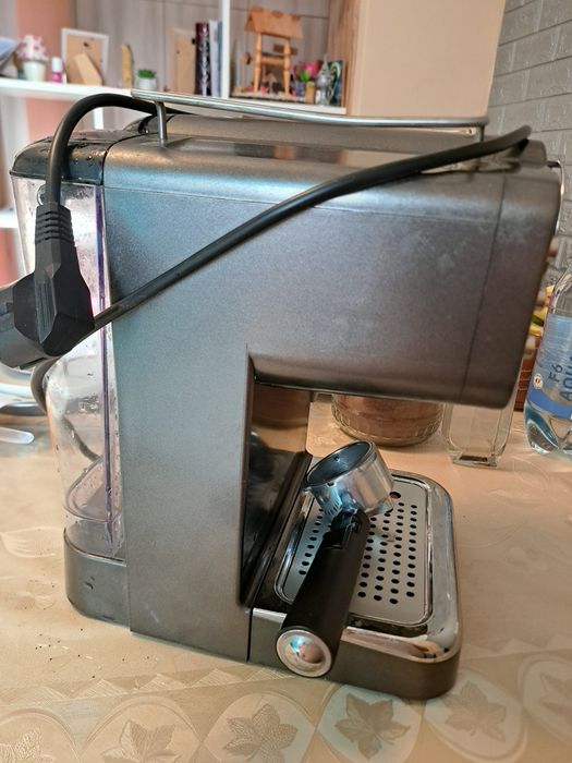 Vând espressor manual QUIGG GT-EM-01, 1100 W