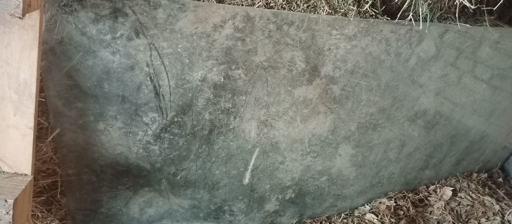 Продается лобовое стекло