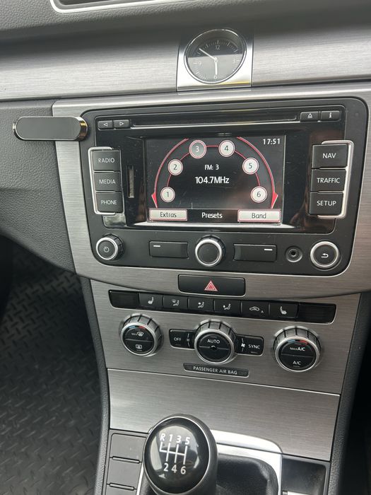 VW Pasat B7 1,6tdi 105ks na chasti/Пасат Б7 1,6тди 105кс на части