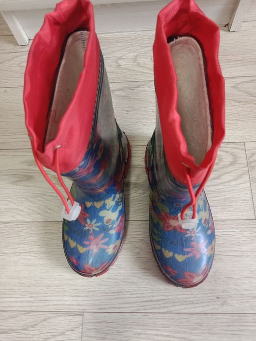 Резиновые сапоги детские