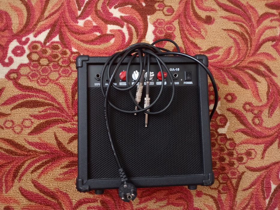 Гитара электро продам