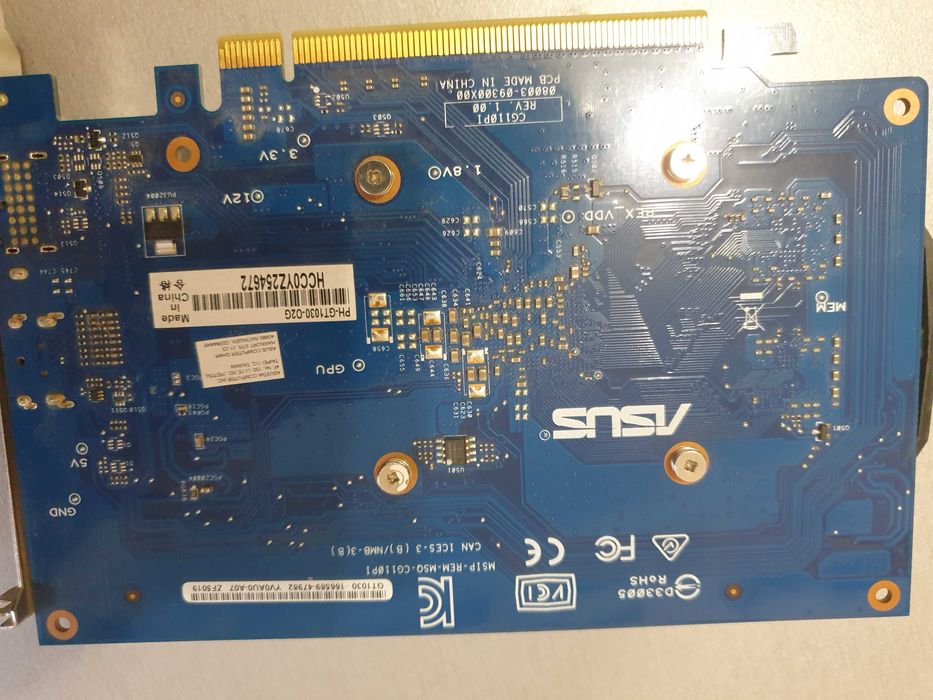 Продам видеокарту Asus GT1030 2gb