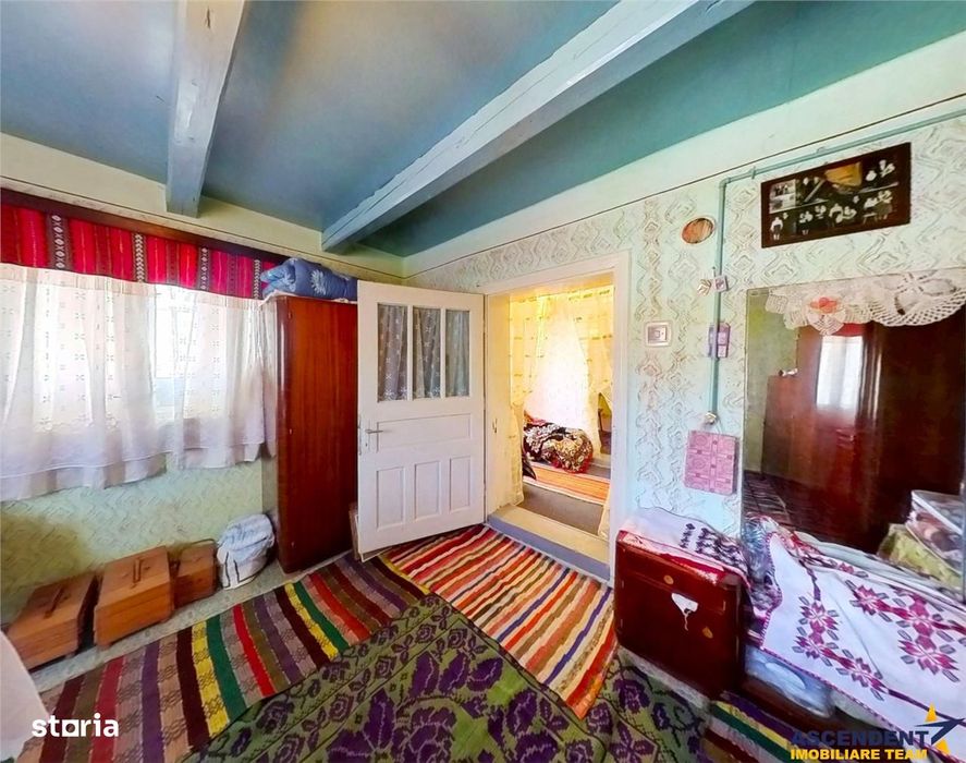 4.300 mp teren, pomicultura +casa traditionala, anexe, Craiesti, Mures