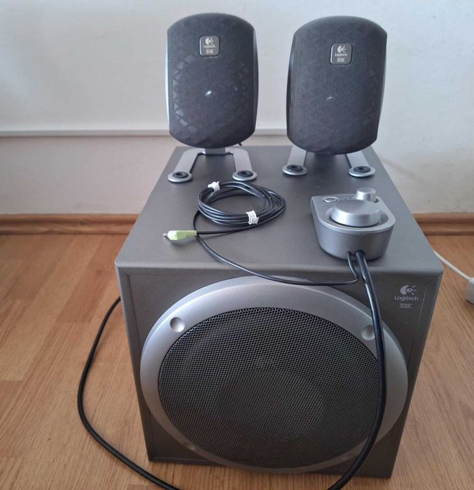 Boxa activa 2.1- Logitech Model: THX , Z-2200