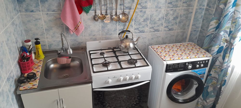 Продам квартиру район Филормония