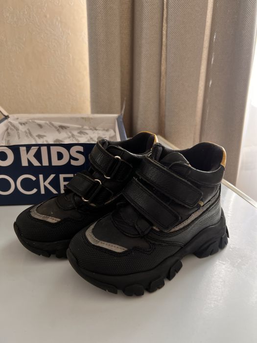 Осенние ботинки 26размер