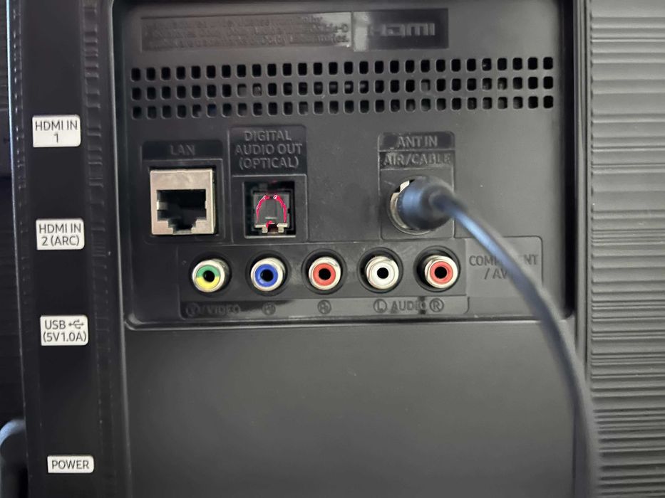 Телевизор Samsung 32