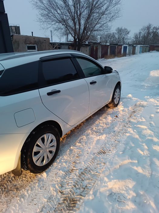 Продам - лада Веста