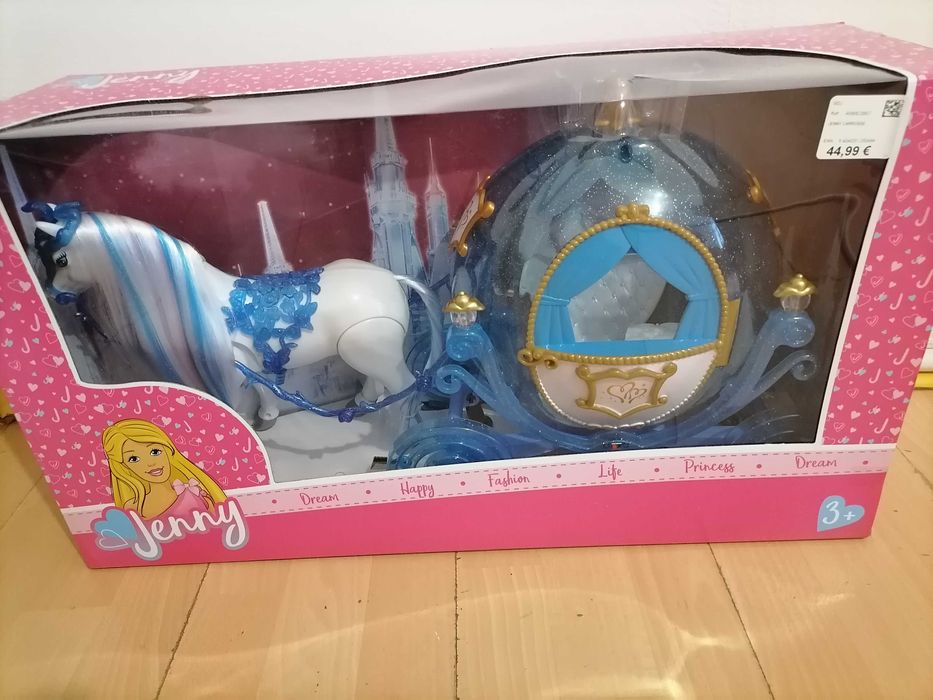 Caleasca cenusaresei, model mărime 50cm