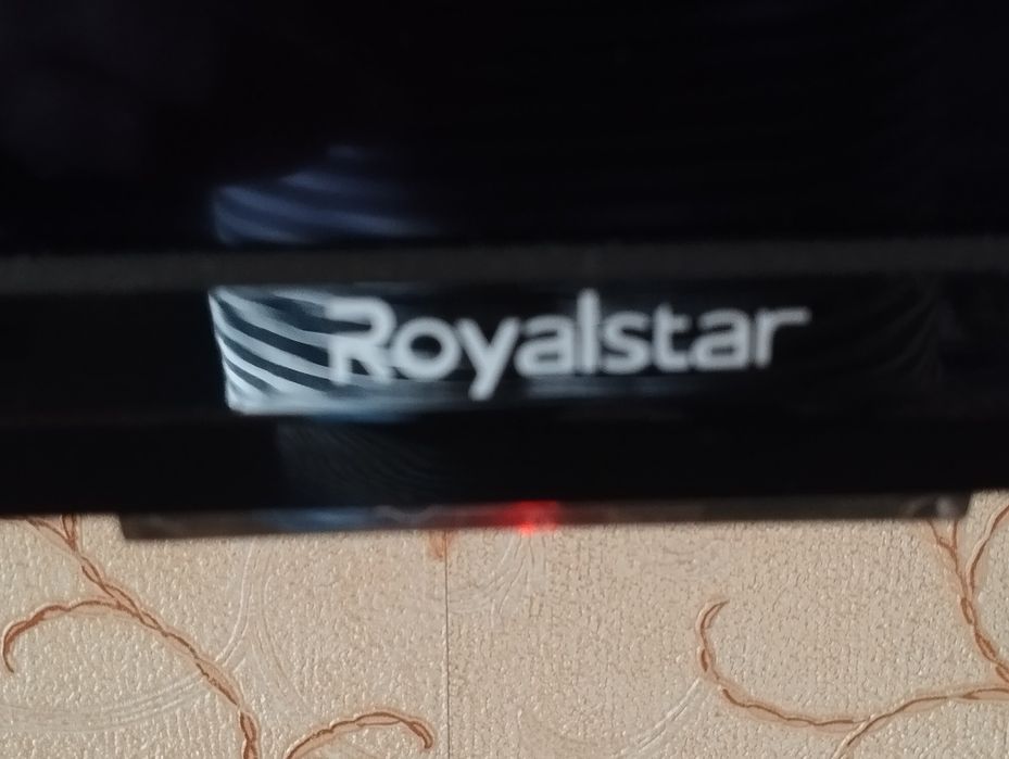 Продам большой плазменный смарт телевизор