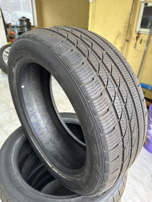 Всесезонни  гуми 245/45/19 DOT 2020 г.