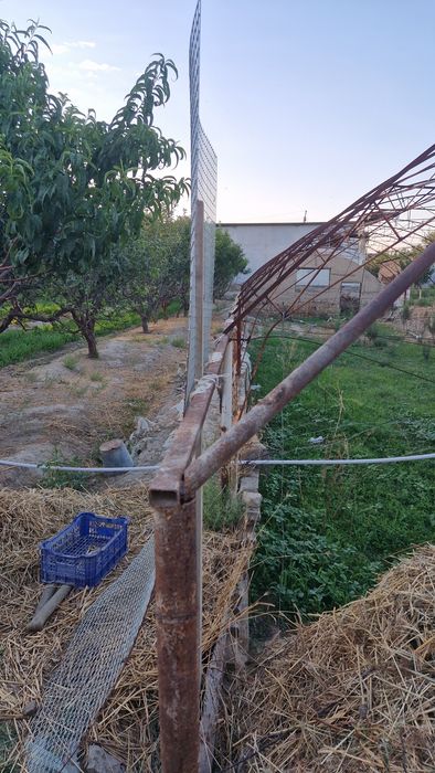 3 sotix (taxminan 300-333 m²) yer uchun issigxona yoylari
Sifatli meta
