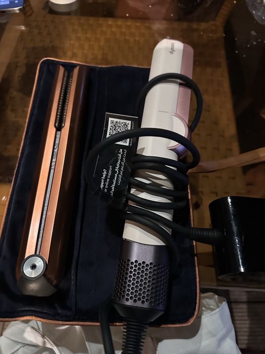 Срочно Продается Dyson  фен выпярмитель
