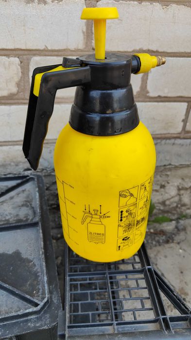 Для сада опрыскиватель