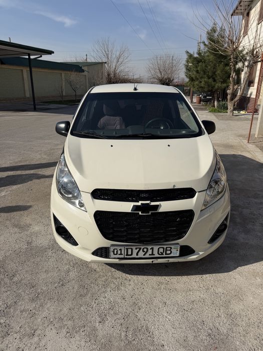 Спарк срочна сотилади