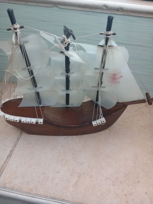 Сувенирен  ветроходен кораб