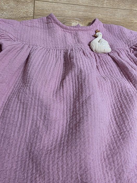 Next rochie bebe 3-6 luni mov cu lebada