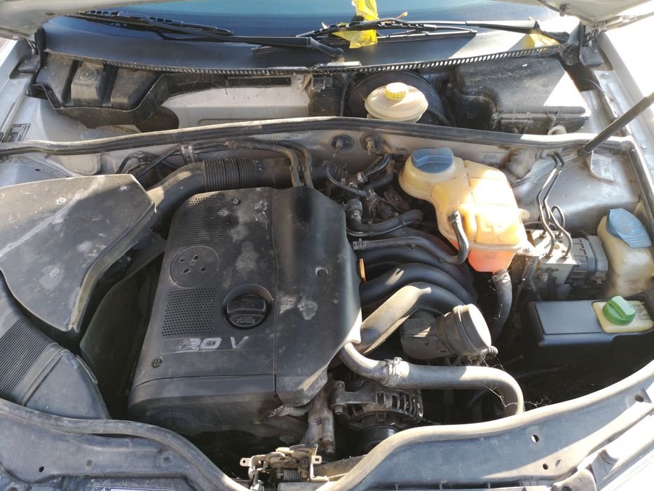 Пасат 4 Б5 1.8 на части