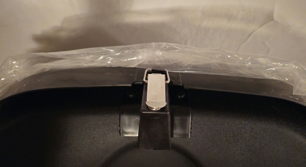 Автобокс с рейлингами на прадо