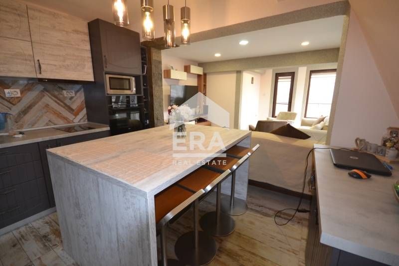 Продава се Четиристаен апартамент в Хасково, Куба - 144 кв.м за 1382 €/кв.м - Снимка #3