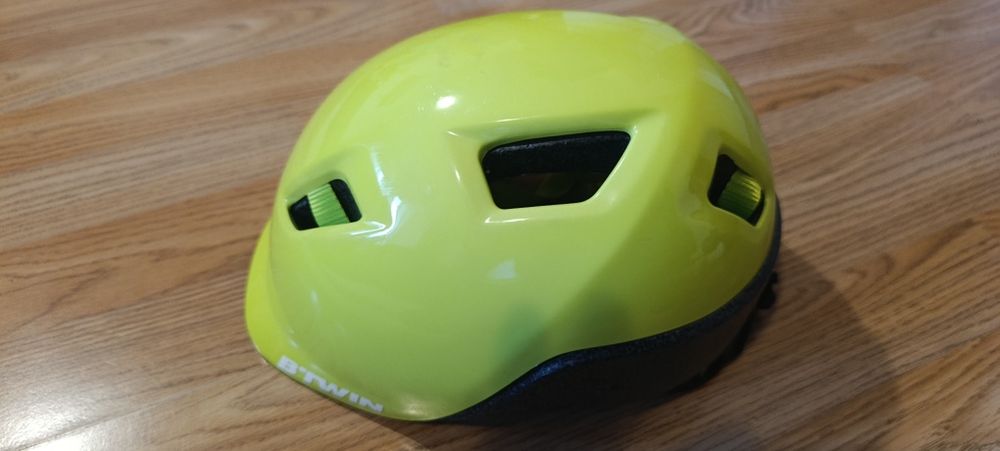 Детска каска B'Twin 48–52 см – като нова