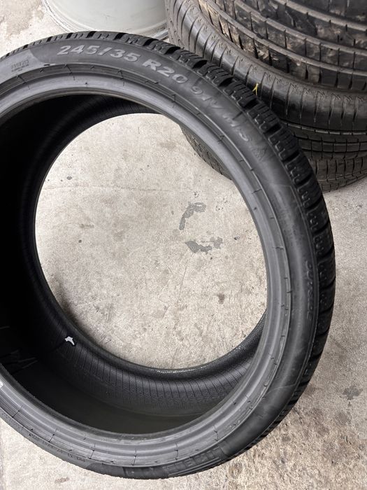 2 anvelope iarna 245/35/20 , Pirelli , DOT 2020 , 7.2 mm