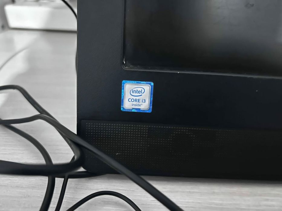 Продам моноблок HP Pro One i3-6100T