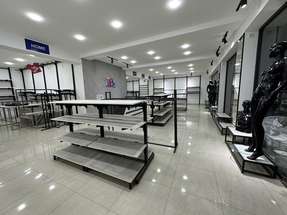 Стилаж Stilaj koplekt kiyim dokon uchun zavoda qilingan lazerda.