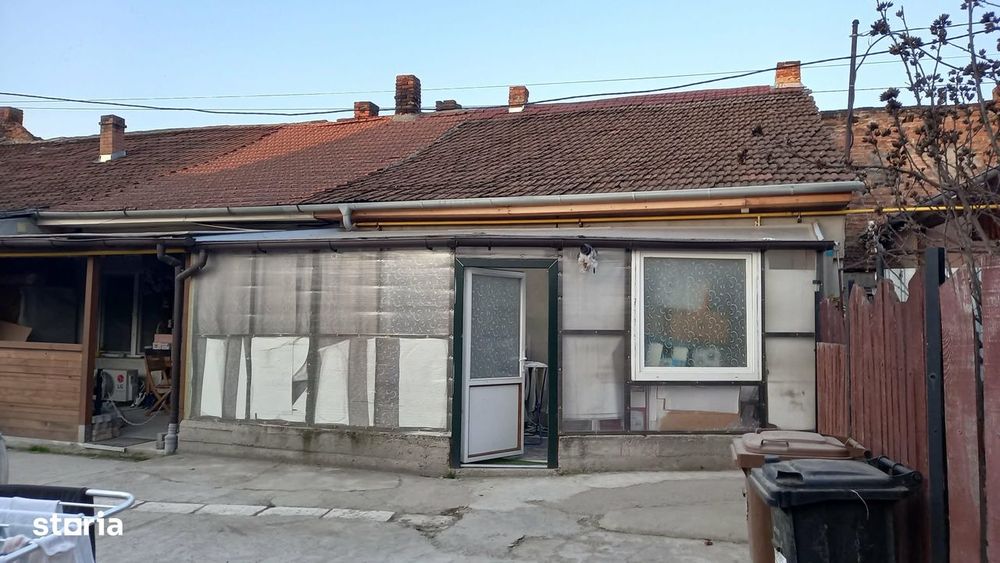 Apartament la casă cu 2 camere, situat pe str. Primăriei
