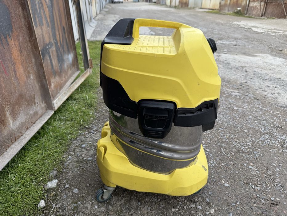 * Karcher WD4 отличный пылесос для уборки строительного мусора