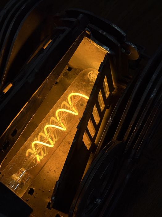 Sculptura masina de epoca FIER- cadou ideal