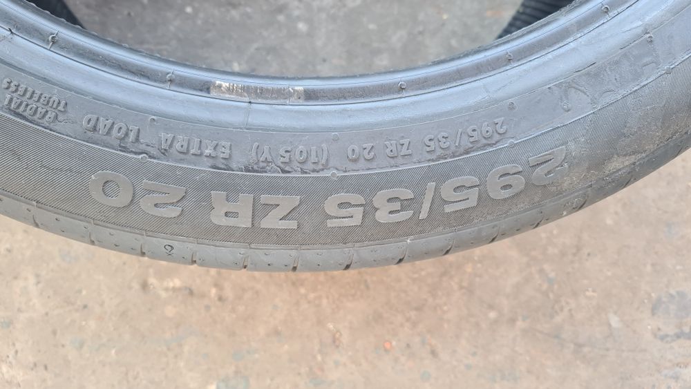 4 anvelope vara Continental,fata 255/40/20,spate 295/35/20