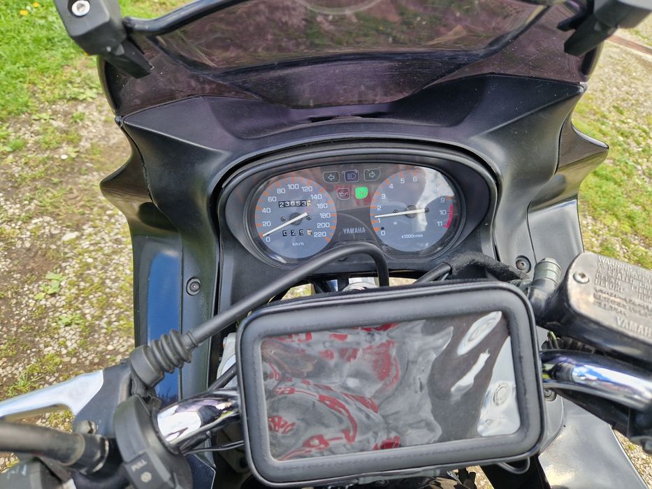 Motocicleta Yamaha XJ600 Diversion 4BR 1998