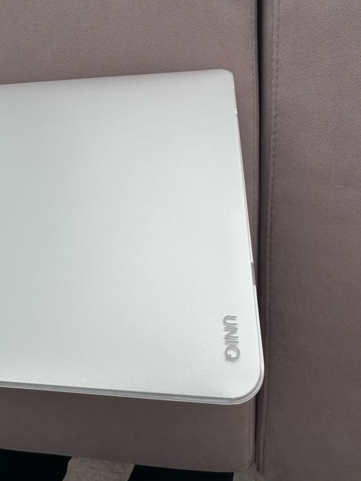 MacBook Air 13 (13,3, 8 GB 256, GB SSD)