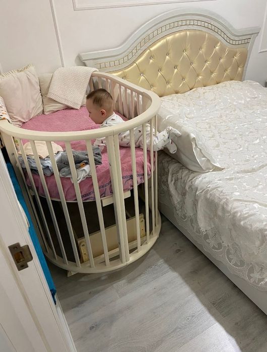 Продам детскую кроватку