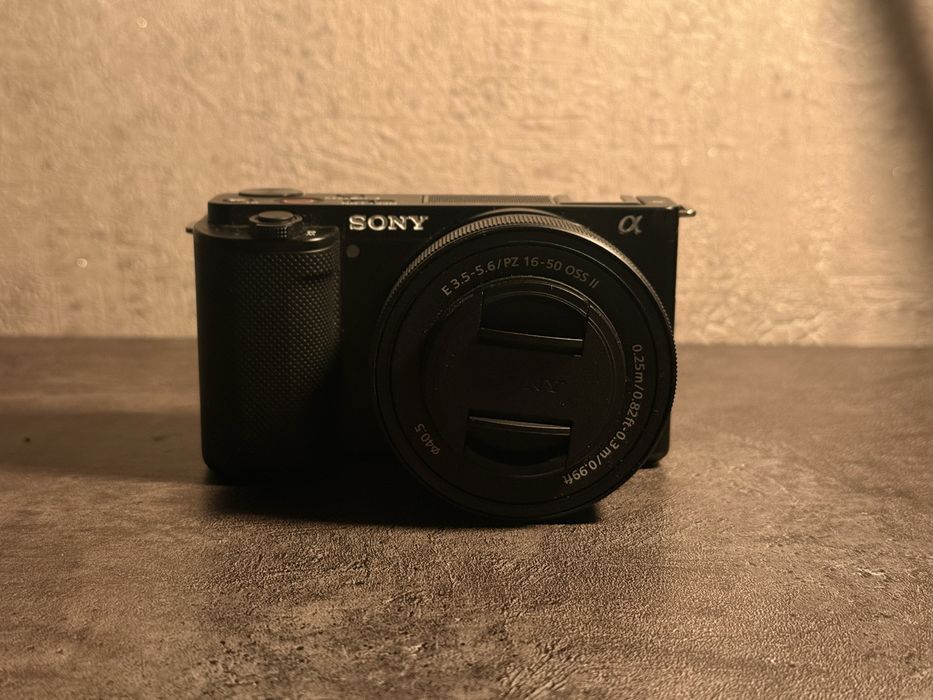 Sony ZV-E10 (kit)